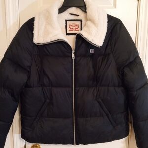 Levis Black puffer Jacket Sherpa lined Size Large NWoT